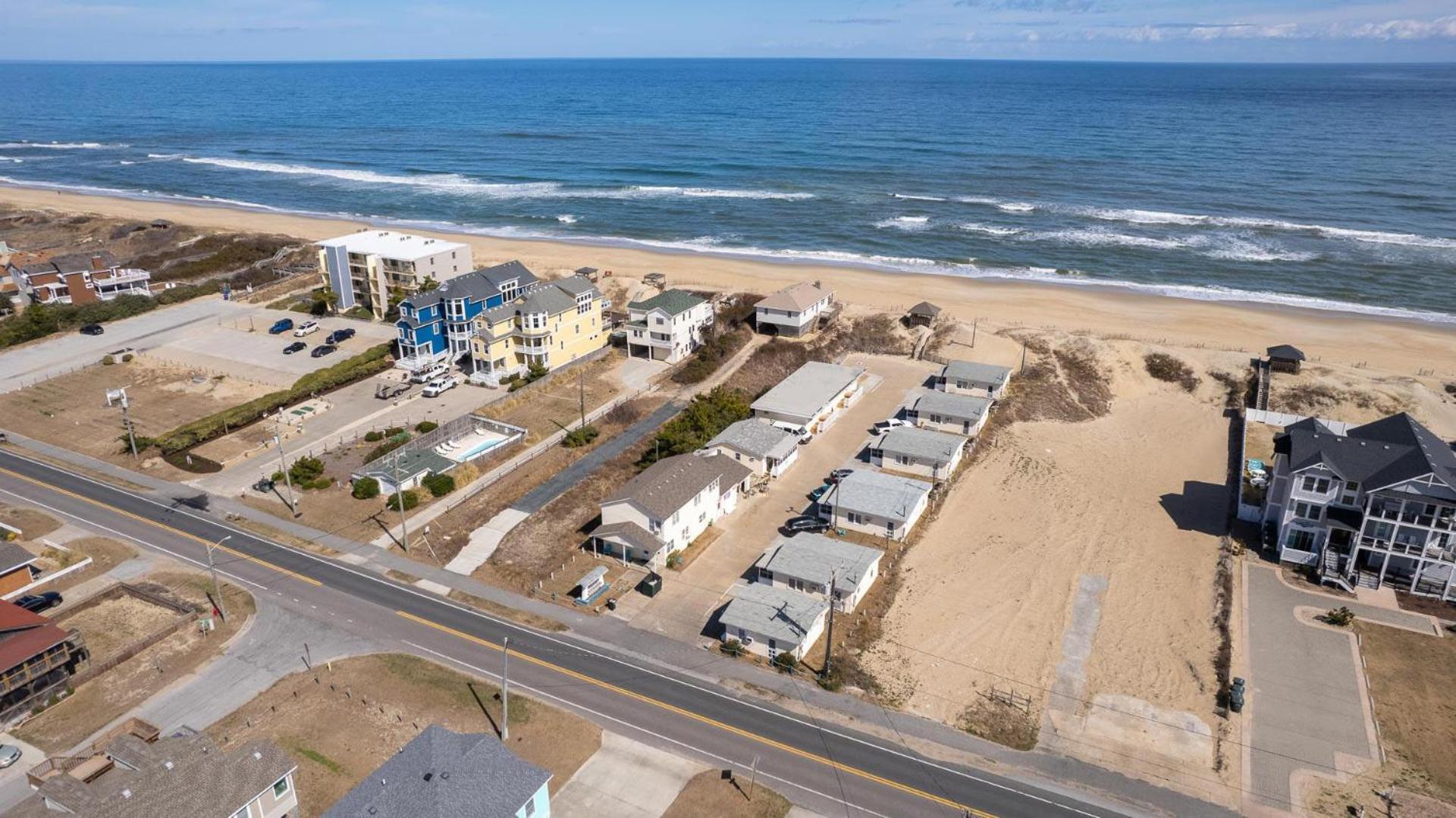 ナグス・ヘッド Oceanside Court By Kees Vacationsアパートホテル エクステリア 写真